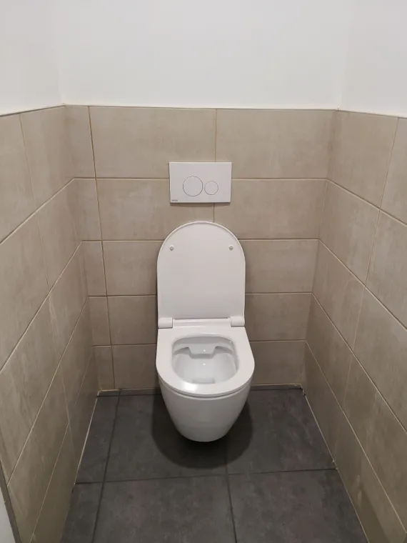 Installation d'un WC suspendu à Valence, Portes-lès-Valence, EPA Plomberie
