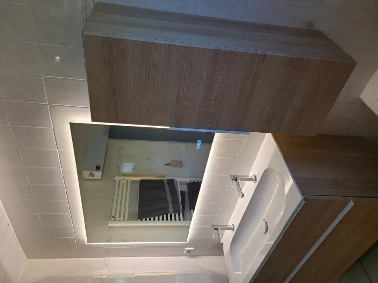 Pose de meubles de salle de bain dans une maison à Portes-lès-Valence